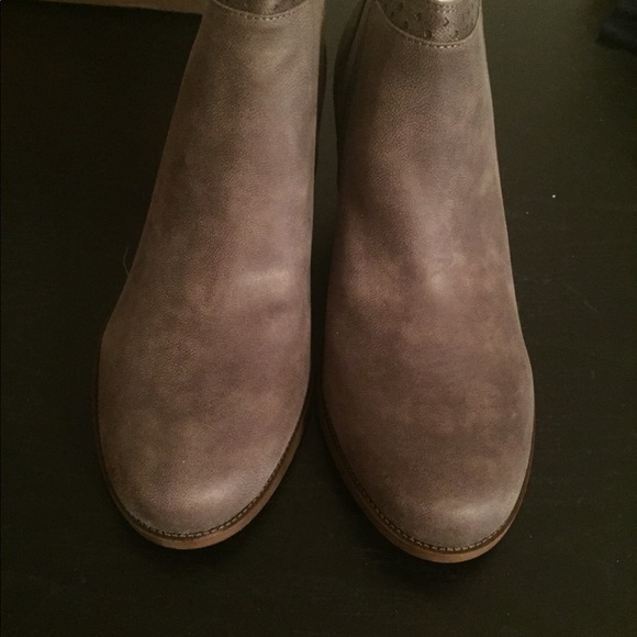 10w booties - Picture 2 of 4